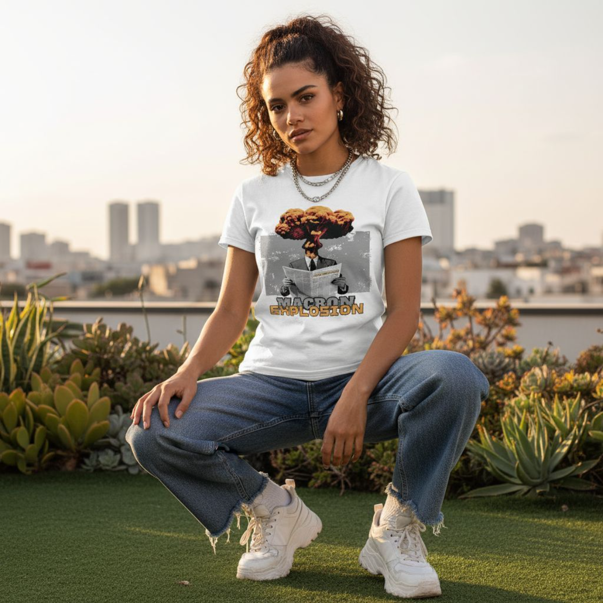 T-shirt Macron Explosion